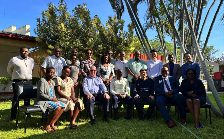 今年会资源拜会纳米比亚政府四部门及楚梅布市领导